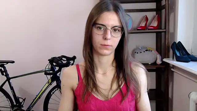 love megi online show from 12.14.25