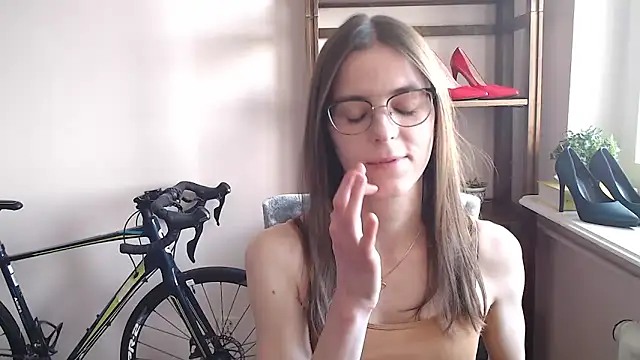 love megi online show from 02.26.26