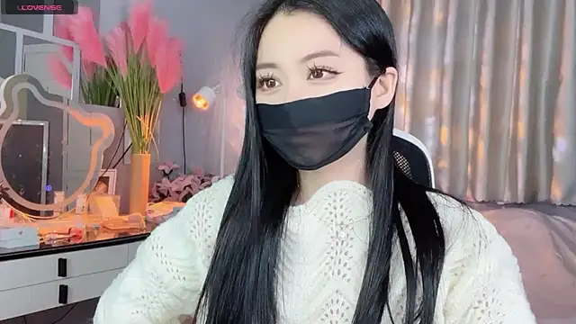 Snapshot of MI_KA22 chatting on 11.03.25 MI KA22 online show from 11.03.25