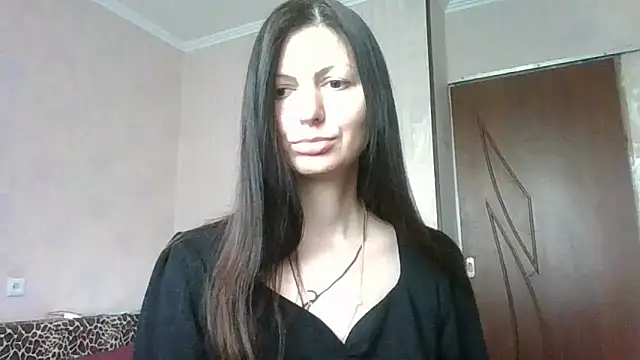 Snapshot of AliseWats chatting on 03.11.25 AliseWats online show from 03.11.25