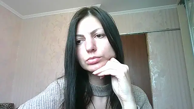 Snapshot of AliseWats chatting on 03.12.25 AliseWats online show from 03.12.25