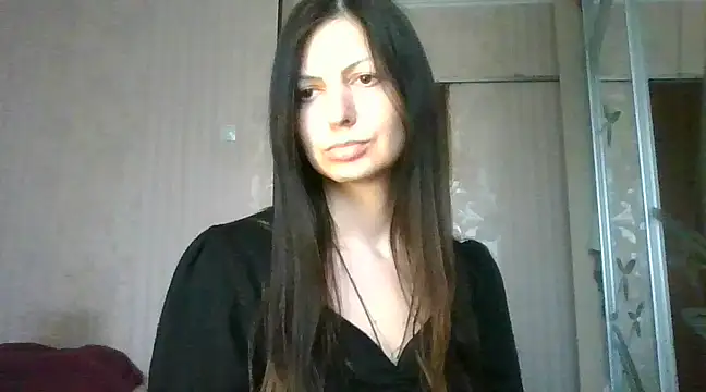 Snapshot of AliseWats chatting on 03.13.25 AliseWats online show from 03.13.25