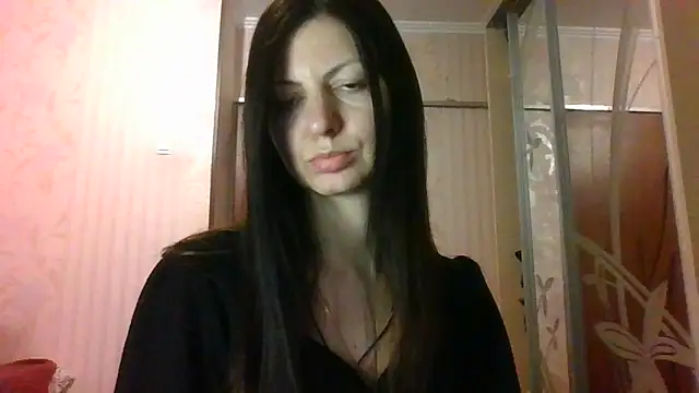 Snapshot of AliseWats chatting on 03.13.25 AliseWats online show from 03.13.25