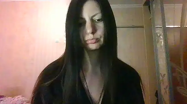 Snapshot of AliseWats chatting on 03.16.25 AliseWats online show from 03.16.25