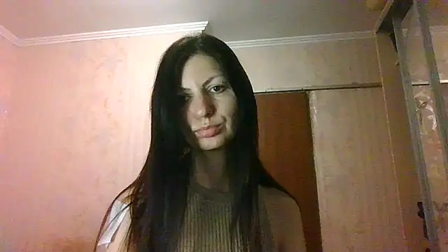 Snapshot of AliseWats chatting on 03.16.25 AliseWats online show from 03.16.25