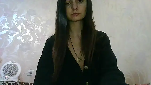 Snapshot of AliseWats chatting on 11.07.25 AliseWats online show from 11.07.25