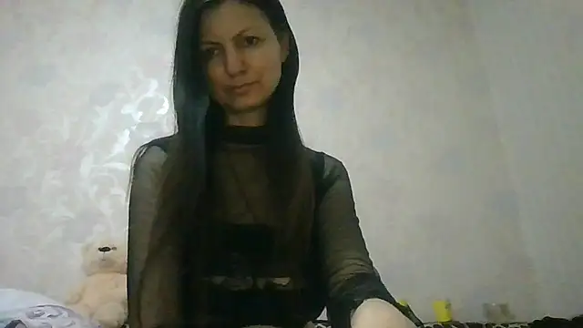 Snapshot of AliseWats chatting on 07.22.26 AliseWats online show from 07.22.26