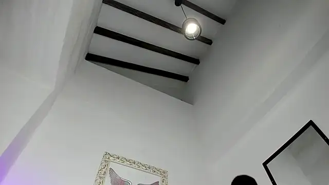 Lola Blondie online show from 10.04.25