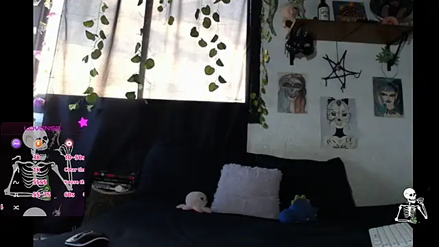 Snapshot of 420mussa chatting on 11.09.25 420mussa online show from 11.09.25