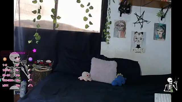 Snapshot of 420mussa chatting on 11.11.25 420mussa online show from 11.11.25