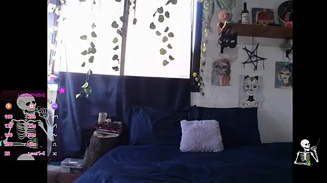 Snapshot of 420mussa chatting on 11.19.25 420mussa online show from 11.19.25