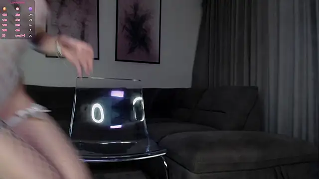 reinakylie online show from 10.17.25