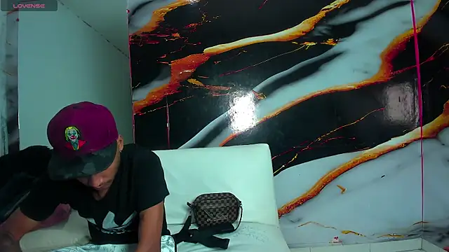 hot dirty paradise 66 online show from 06.04.26