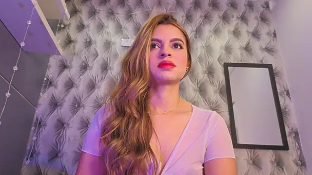 Snapshot of _Gabytaylor chatting on 12.04.25 Gabytaylor online show from 12.04.25