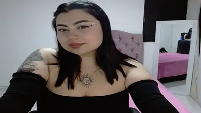 Snapshot of ISABELLA1609 chatting on 03.07.25 ISABELLA1609 online show from 03.07.25