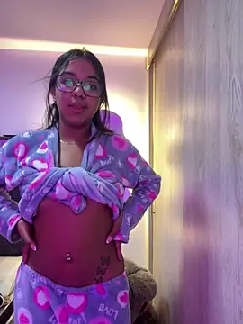 Snapshot of sofi_grisaless chatting on 10.17.25 sofi grisaless online show from 10.17.25