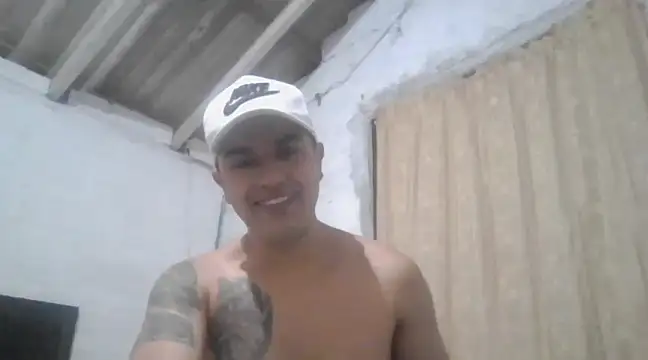 Snapshot of hino_chan chatting on 03.08.25 hino chan online show from 03.08.25