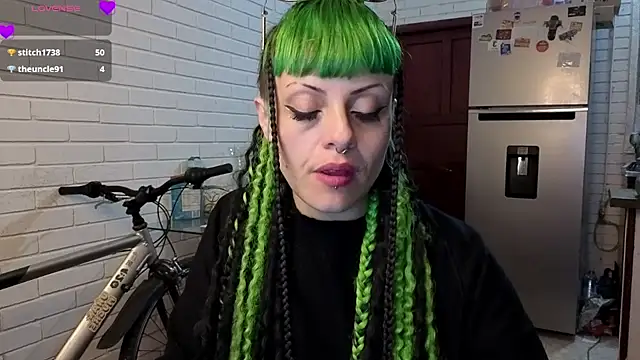 freyaa sorcerees online show from 10.01.25