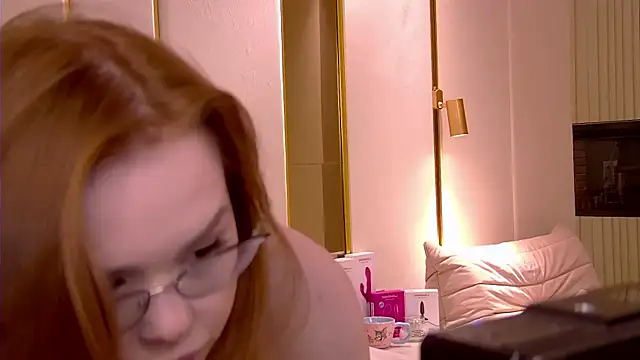 MiraBliss online show from 04.02.26