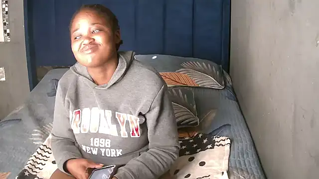 SexyShybarbie online show from 12.15.25