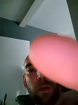 Snapshot of Smokeym123 chatting on 03.10.25 Smokeym123 online show from 03.10.25