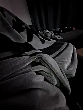 Snapshot of Smokeym123 chatting on 11.21.25 Smokeym123 online show from 11.21.25