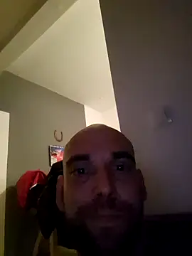 Snapshot of Smokeym123 chatting on 12.01.25 Smokeym123 online show from 12.01.25