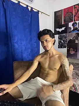 Snapshot of Zayn_kane chatting on 11.02.25 Zayn kane online show from 11.02.25