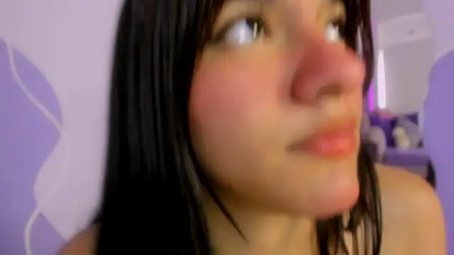 auroracute02 online show from 10.28.25