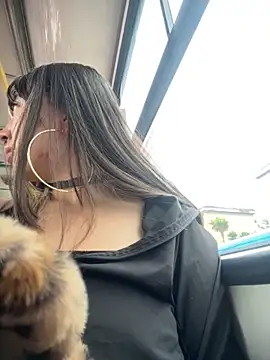 VictoriaGerard Pink online show from 10.30.25