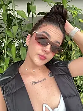 Paulet Johnson online show from 03.15.25