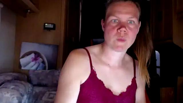 CallMeMaria online show from 01.03.25