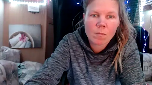 CallMeMaria online show from 03.15.25