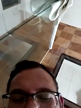 Snapshot of nandocost4 chatting on 09.28.25 nandocost4 online show from 09.28.25