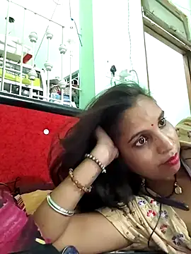 Hotty-Nidhi online show from 09.11.25