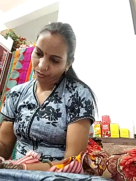Snapshot of Hotty-Nidhi chatting on 03.22.26 Hotty-Nidhi online show from 03.22.26