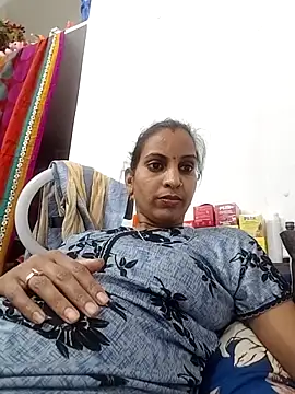 Snapshot of Hotty-Nidhi chatting on 03.30.26 Hotty-Nidhi online show from 03.30.26