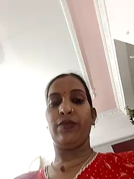 Snapshot of Hotty-Nidhi chatting on 03.31.26 Hotty-Nidhi online show from 03.31.26