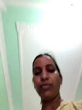 Snapshot of Hotty-Nidhi chatting on 04.07.26 Hotty-Nidhi online show from 04.07.26