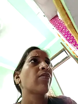 Hotty-Nidhi online show from 06.03.26