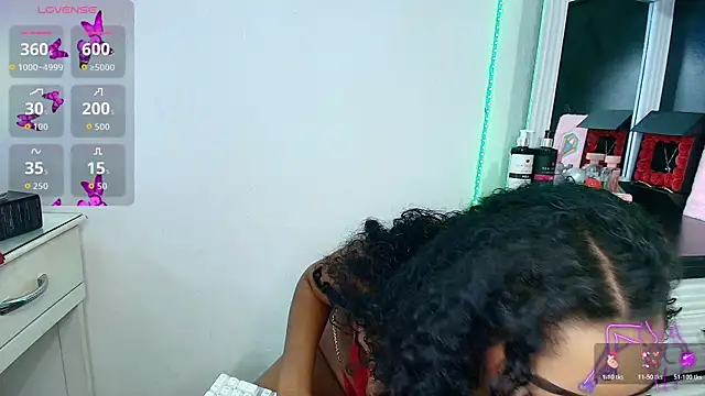 charlotte walker1 online show from 12.02.25