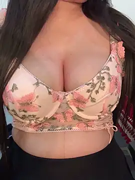 yours chahat online show from 03.04.26