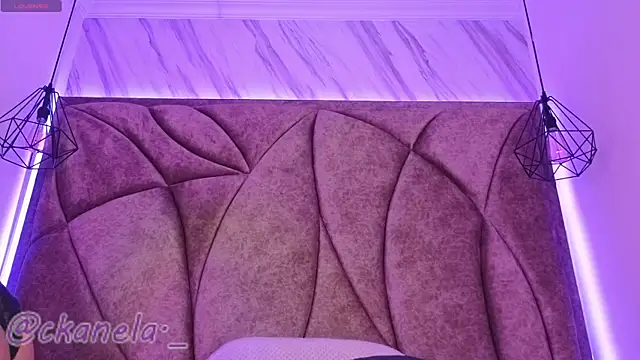 Snapshot of Kanela_miller_ chatting on 11.20.25 Kanela miller online show from 11.20.25