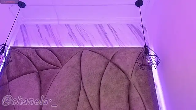 Snapshot of Kanela_miller_ chatting on 11.21.25 Kanela miller online show from 11.21.25