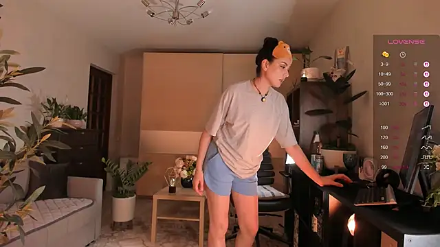 Snapshot of Viki_Bellson chatting on 09.12.25 Viki Bellson online show from 09.12.25