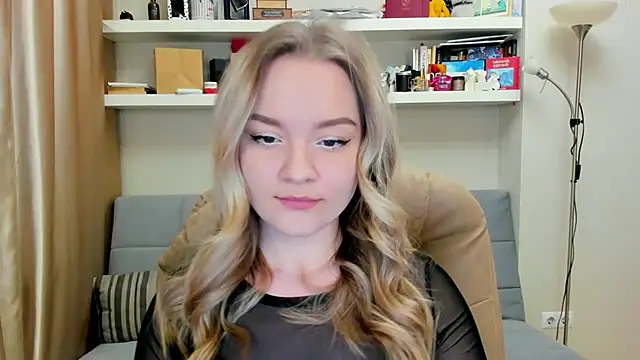 Snapshot of Kara_Smith_ chatting on 01.26.25 Kara Smith online show from 01.26.25