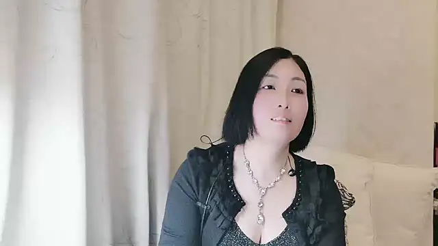 Rachel-6600 online show from 04.19.26