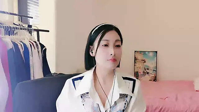Rachel-6600 online show from 04.28.26