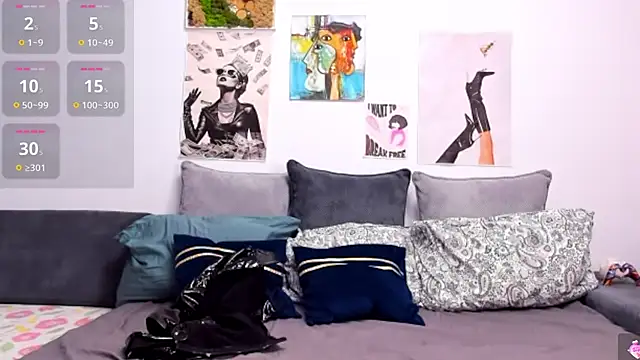 Snapshot of FindomGoddess1 chatting on 03.12.26 FindomGoddess1 online show from 03.12.26