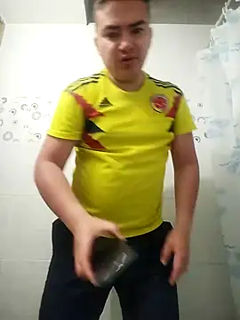 Snapshot of Andy-rtg chatting on 11.16.25 Andy-rtg online show from 11.16.25